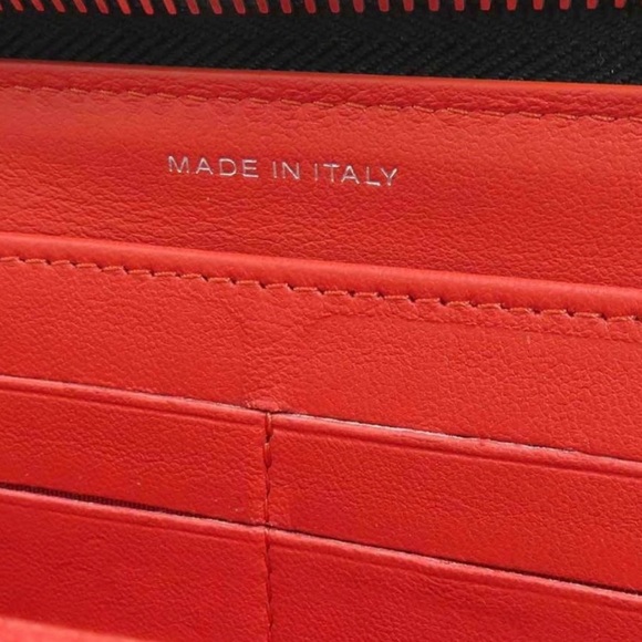 Authentic CHANEL Zip Around Long Wallet Black/ Multicolor Lambskin leather - Picture 6 of 15